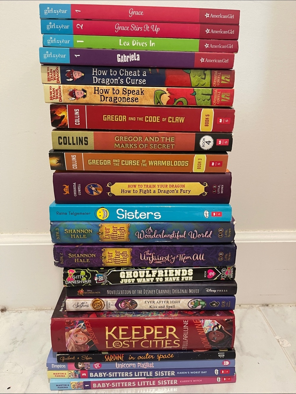 Graphic novels and novel books in good condition